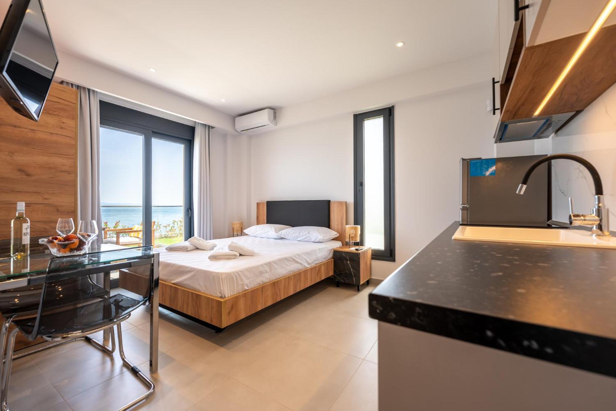 Azzurro E By Rentalspro - Nea Potidaia Halkidiki